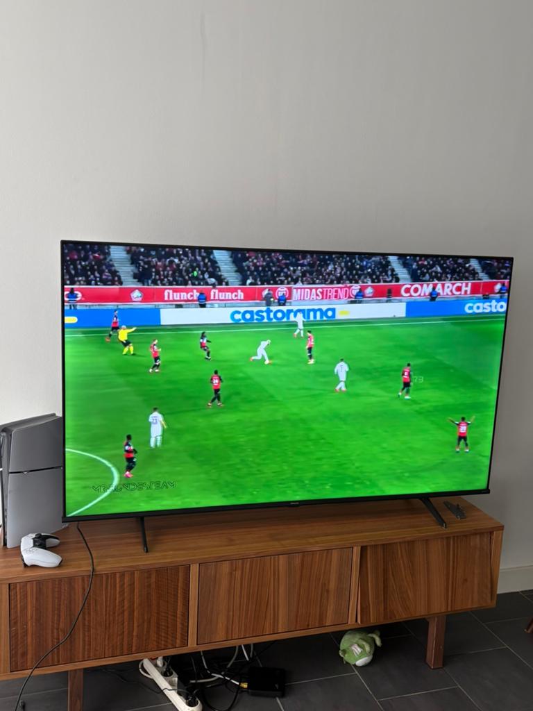 Hisense 65A6K — a 65-inch 4K UHD Smart TV, 50 Hz, Zo goed als nieuw, 100 cm of meer, Ophalen