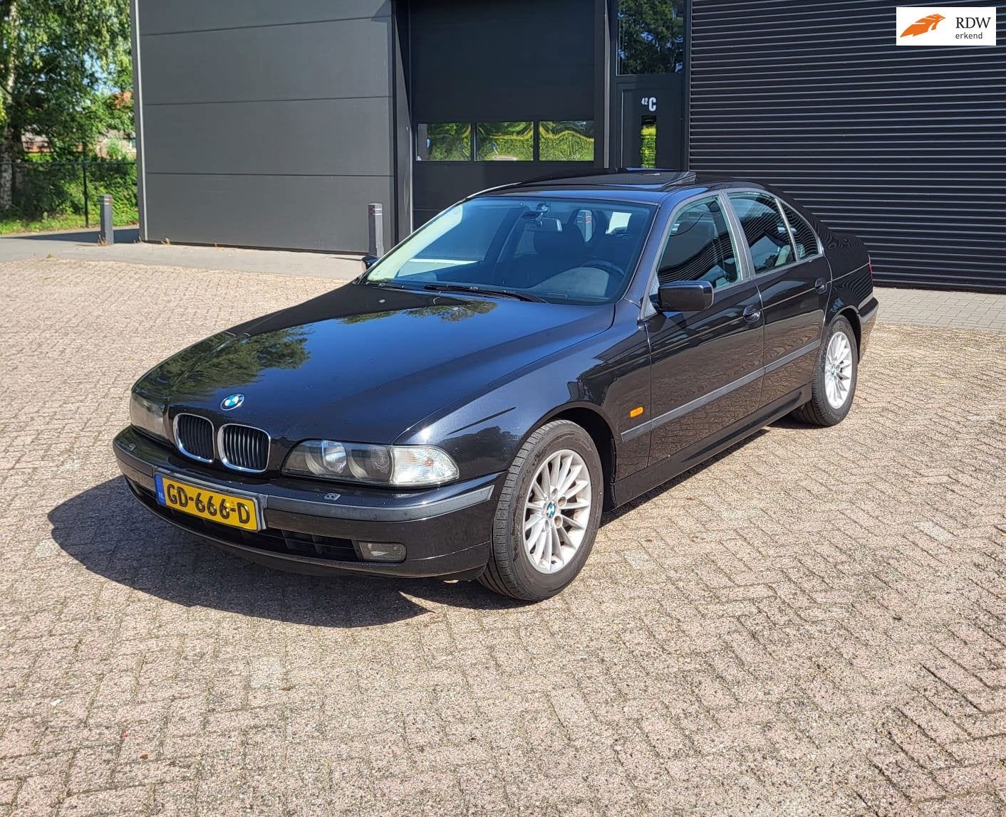 BMW 5-serie 523i Automaat, Schuifdak,Carplay, LPG/G3, Vol!, Auto's, Achterwielaandrijving, Gebruikt, Zwart, 2494 cc