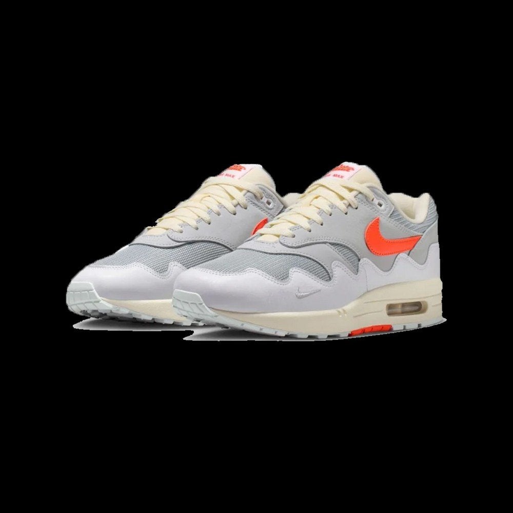 Nike Air Max 1 x Patta Waves White & Hyper Crimson maat 42,5, Overige kleuren, Nike, Nieuw, Ophalen of Verzenden