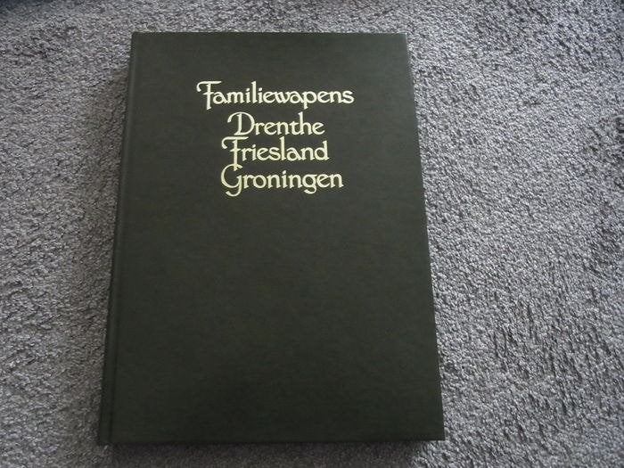 Familiewapens: Drenthe, Friesland, Groningen - Heraldiek,, Ophalen of Verzenden, Zo goed als nieuw