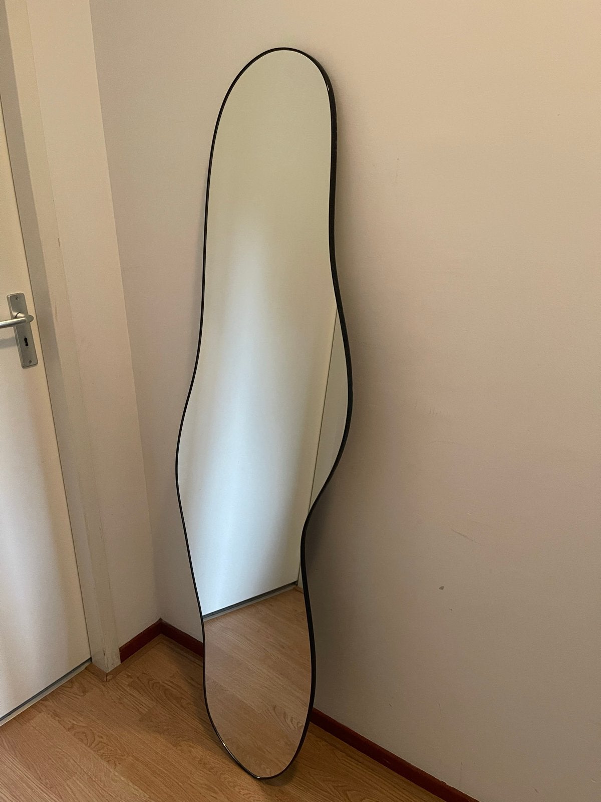 Sensa Home Wandspiegel 160x50 cm - Organische vorm, Huis en Inrichting, Ophalen of Verzenden, Zo goed als nieuw, Overige vormen