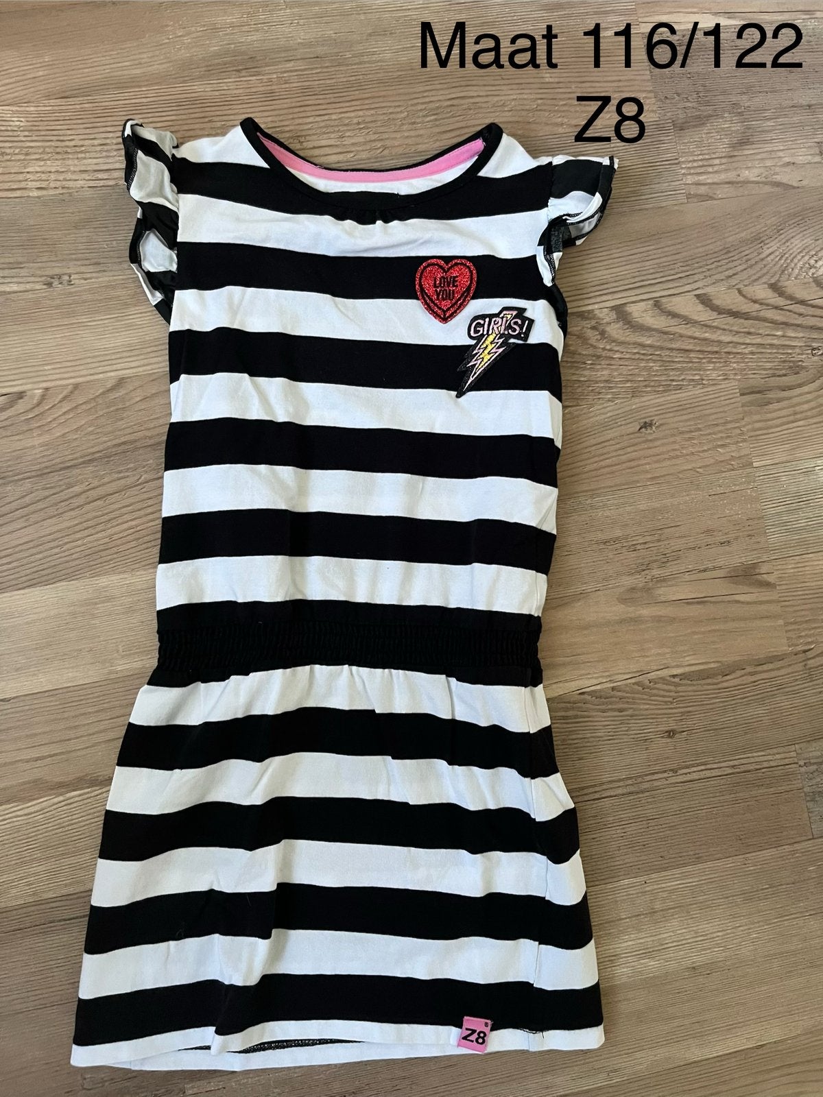 Zwart-wit gestreept jurkje, maat 116/122, merk: Z8, Kinderen en Baby's, Ophalen of Verzenden, Zo goed als nieuw, Meisje, Jurk of Rok