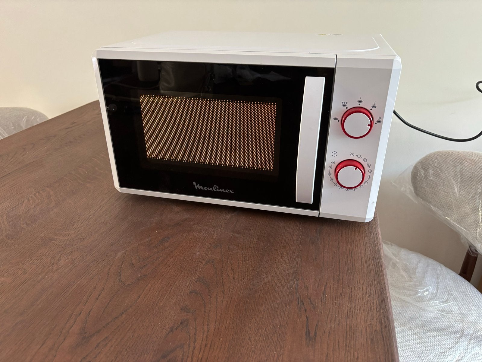 Moulinex Magnetron - Compact en Functioneel, Ophalen, Gebruikt, Minder dan 45 cm, Magnetron