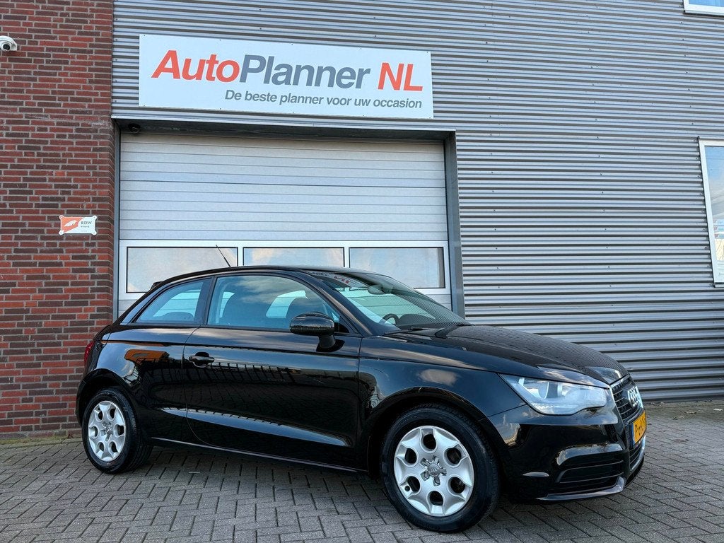 Audi A1 1.2 TFSI Ambition Pro Line! Airco! PDC! Stoelverw.!, Voorwielaandrijving, Euro 5, 4 cilinders, 4 stoelen
