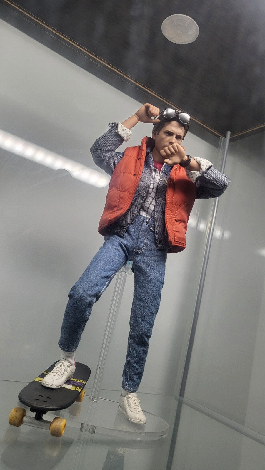 Hot Toys back to the future Marty Mcfly, Ophalen of Verzenden, Zo goed als nieuw