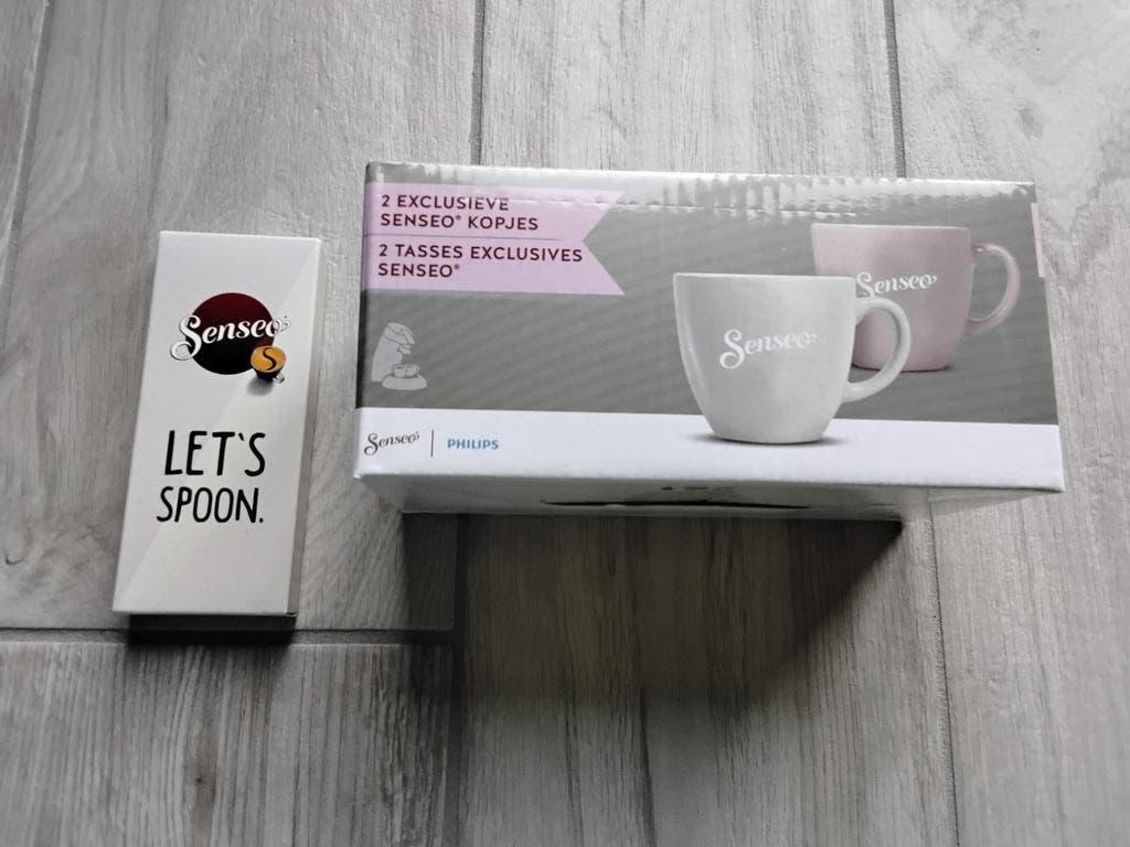 Senseo Kopjes en Lepel Set - Nieuw in Doos, Nieuw, Ophalen of Verzenden, Overige stijlen, Kop(pen) en/of Schotel(s)