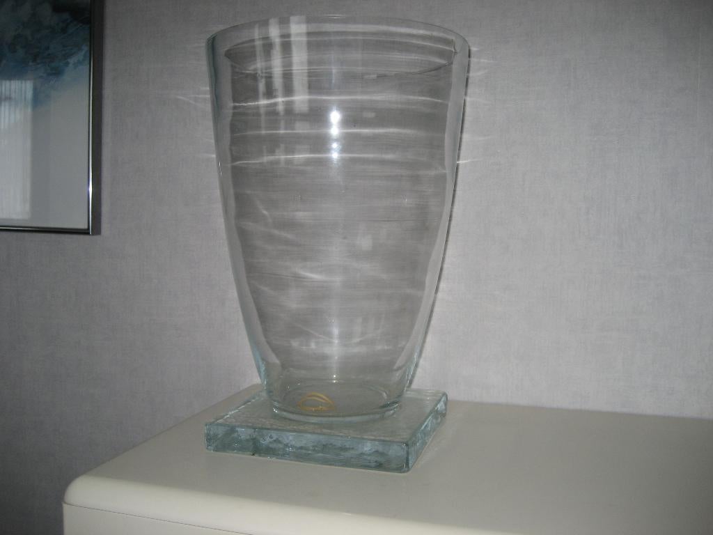 grote glazen bloemen vaas op voet, Ophalen, Overige kleuren, Nieuw, Glas