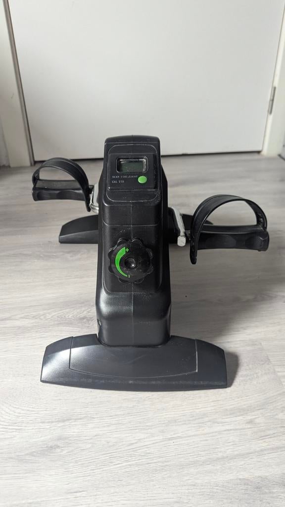 Tunturi Cardiofit Stoelfiets - Compacte thuistrainer, Ophalen, Kunststof, Gebruikt, Stoelfiets