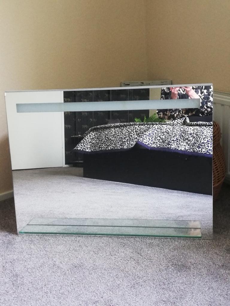 Badkamer spiegel 80x60cm met verlichting en planchet., Ophalen, 50 tot 100 cm, Overige typen, Minder dan 100 cm