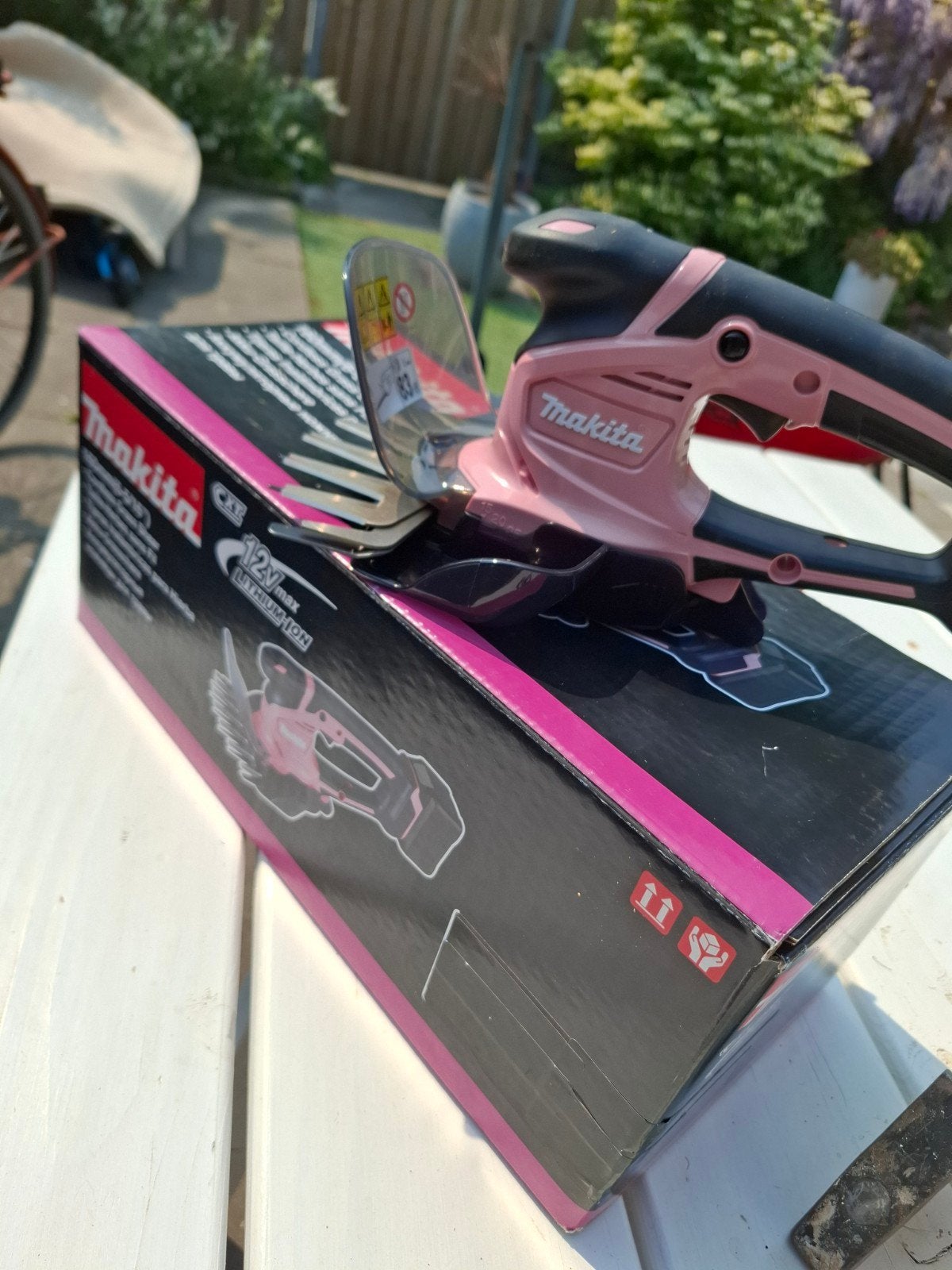 Makita Accu Grastrimmer 12Vmax - Roze, Cirkelmaaier, Minder dan 30 cm, Accu-grasmaaier, Nieuw