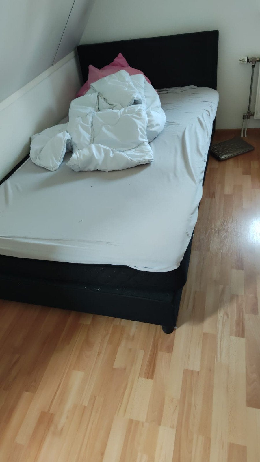 Twijfelaar  boxspringbed met hoofdbord, Ophalen, Gebruikt, Zwart, Twijfelaar