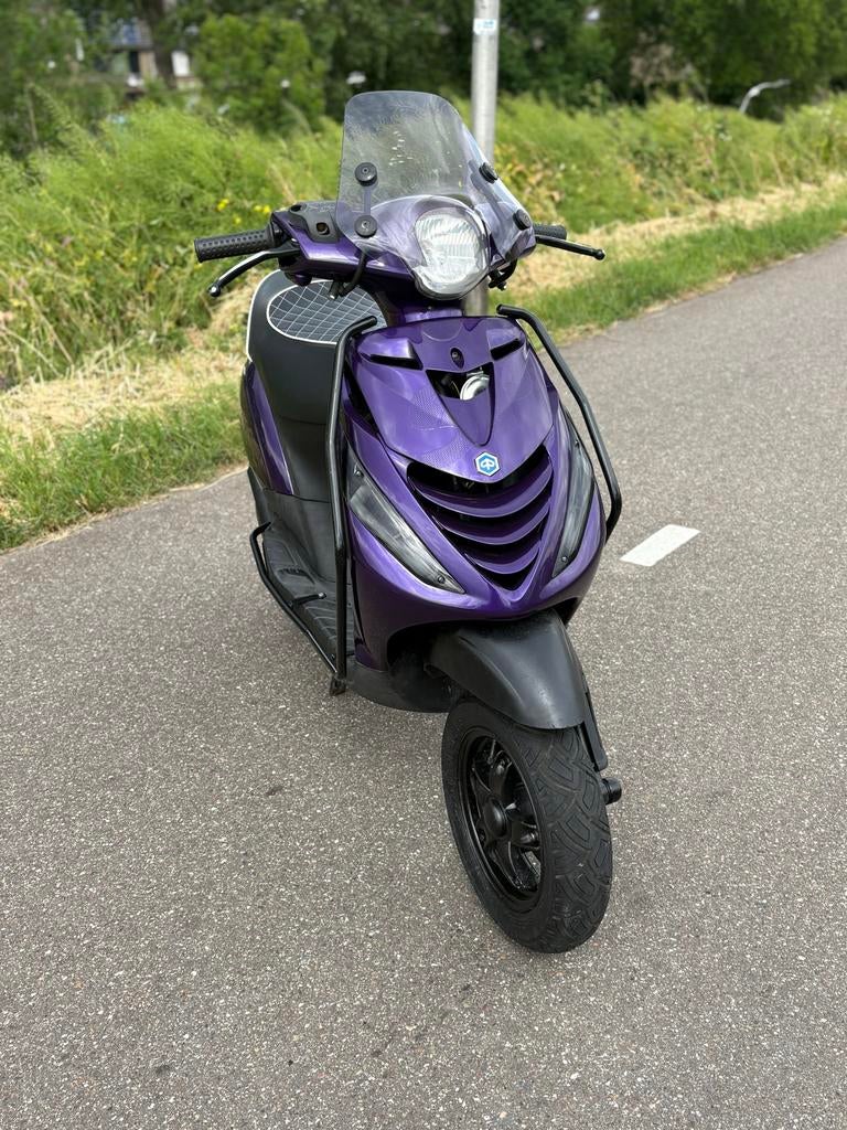 Piaggio Zip 2 Takt 70cc - Volledig Gereviseerd & Nieuw!, Tweetakt, Overige modellen, Maximaal 45 km/u, Ophalen of Verzenden