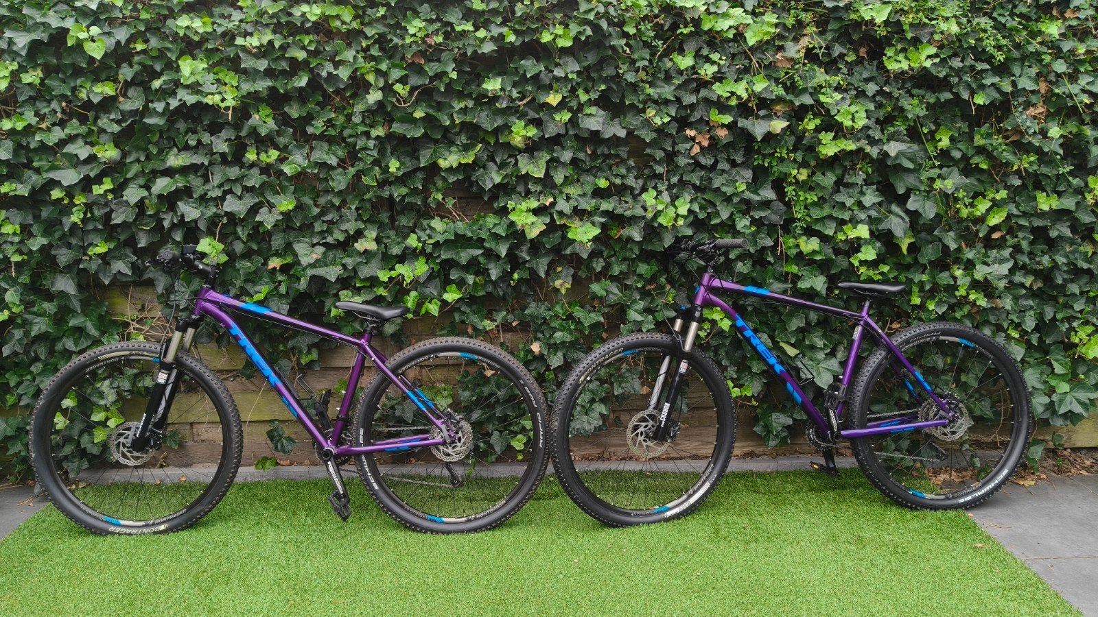 1 x Mtb TREK X-Caliber maat 19,5 purple/blue, Fietsen en Brommers, Ophalen, Zo goed als nieuw, Trek