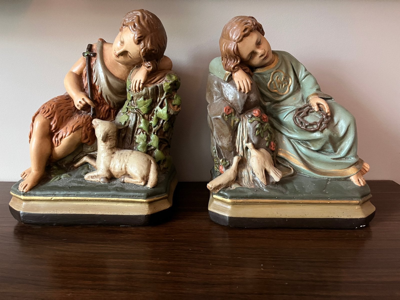 Set antieke gipsen beelden Kindje Jezus en Johannes de Doper, Ophalen