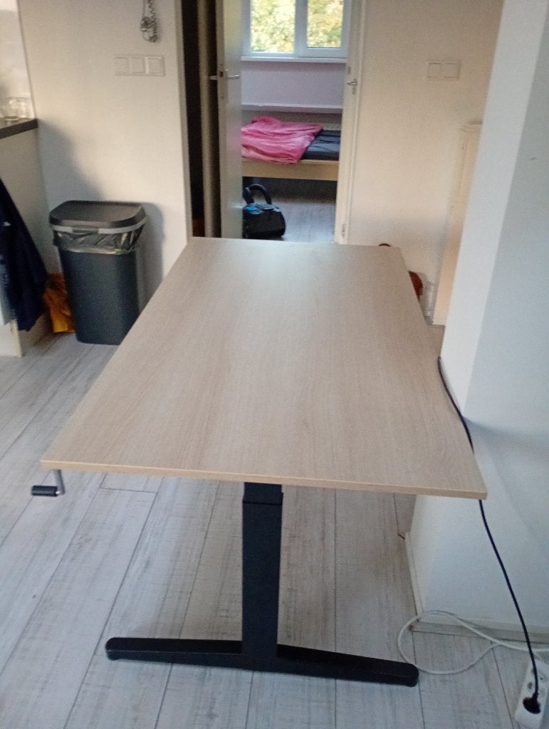 Verstelbaar bureau, Huis en Inrichting, Ophalen, Zit-sta bureau, Hout, In hoogte verstelbaar