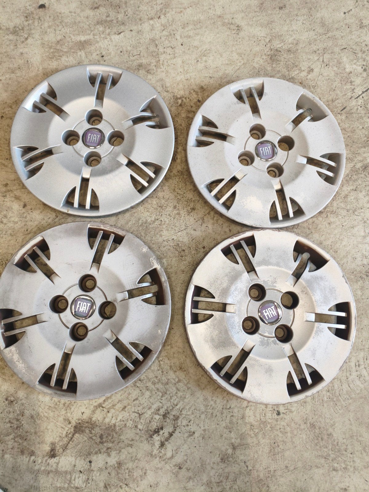 Fiat Panda wieldoppen 13 inch, Auto diversen, Wieldoppen, Ophalen of Verzenden, Gebruikt