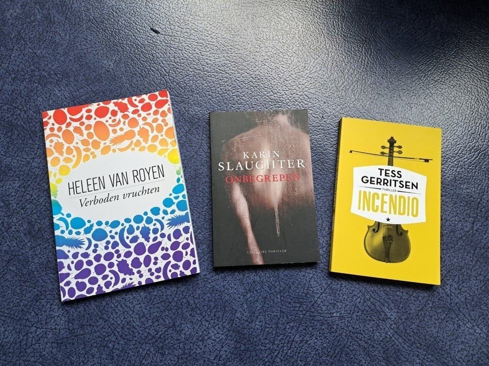 Boekenpakket: Thrillers en Roman (3 stuks), Ophalen of Verzenden, Gelezen, Tess Gerritsen, Karin Slaughter, Heleen van Royen, Nederland