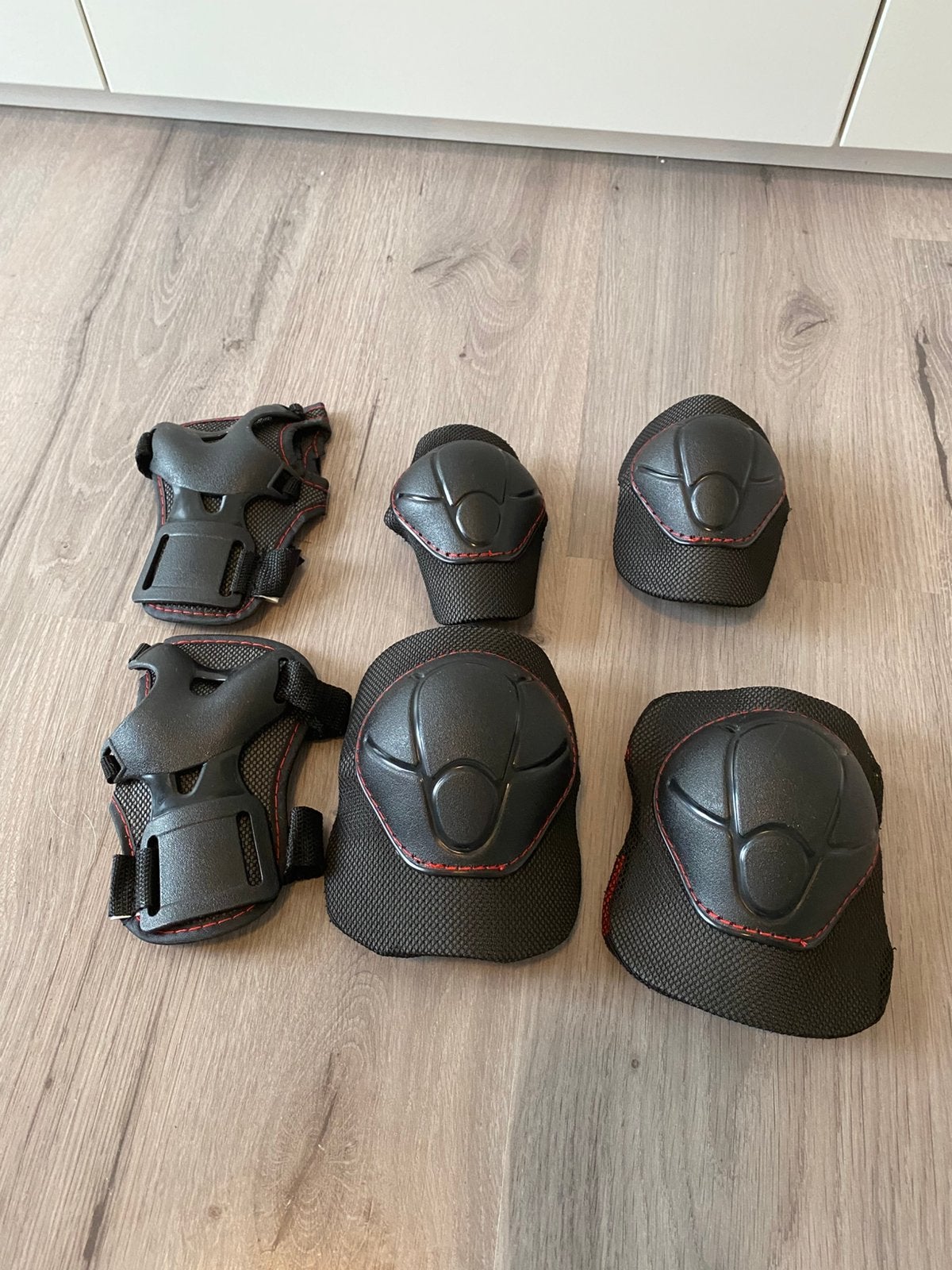 Hand/knie/oksel beschermers, Sport en Fitness, Ophalen, Zo goed als nieuw, Overige