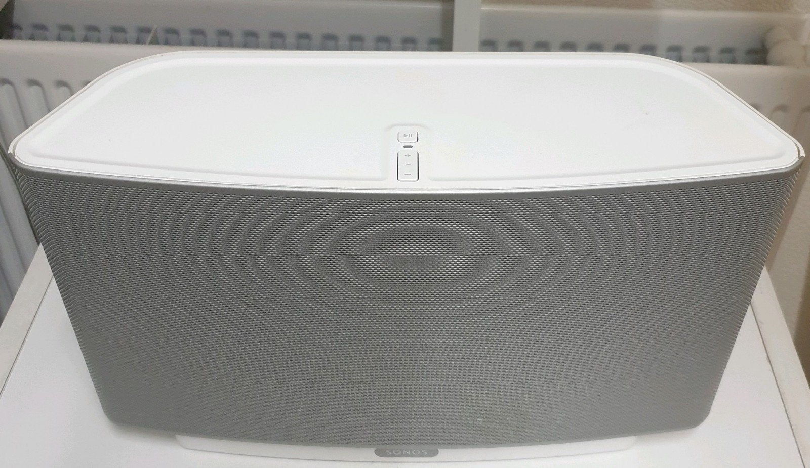 Sonos play 5 gen.1 wit doet niets knippert blauw (wit)