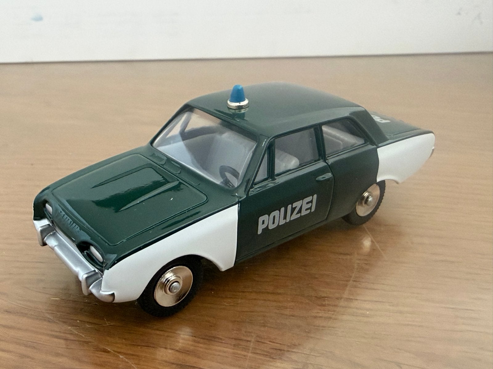 Dinky Toys 551 Ford Taunus Polizeiwagen - Zo goed als nieuw, Ophalen of Verzenden, Zo goed als nieuw, Auto, Dinky Toys