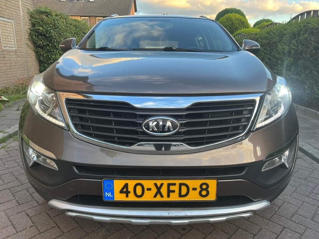 Kia Sportage 1.6 GDI X-ecutive Plus Pack, Voorwielaandrijving, Euro 5, 1380 kg, Zwart