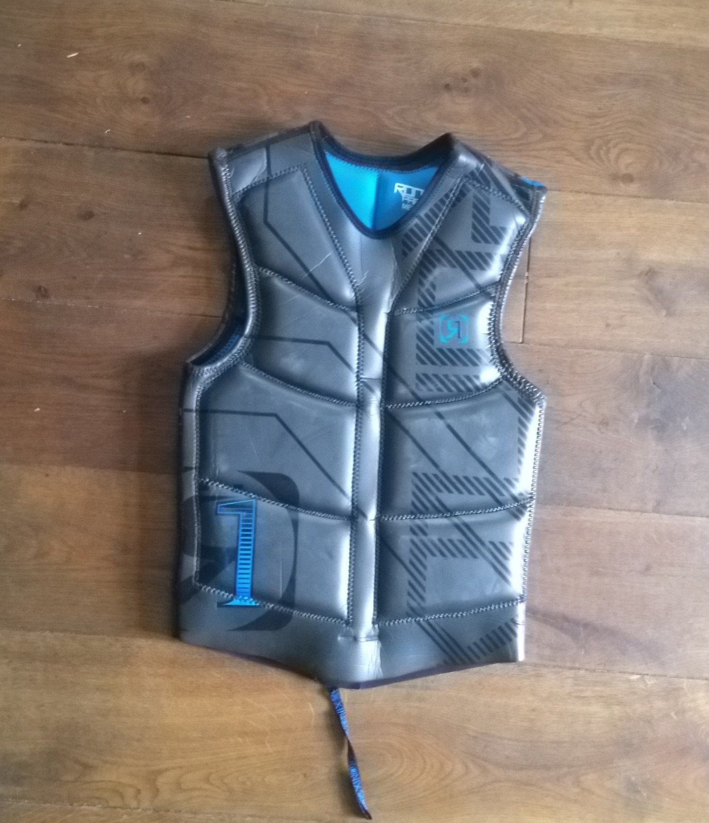Ronix Parks Impact Vest Maat M, Watersport en Boten, Wakeboarden, Ophalen of Verzenden, Overige typen