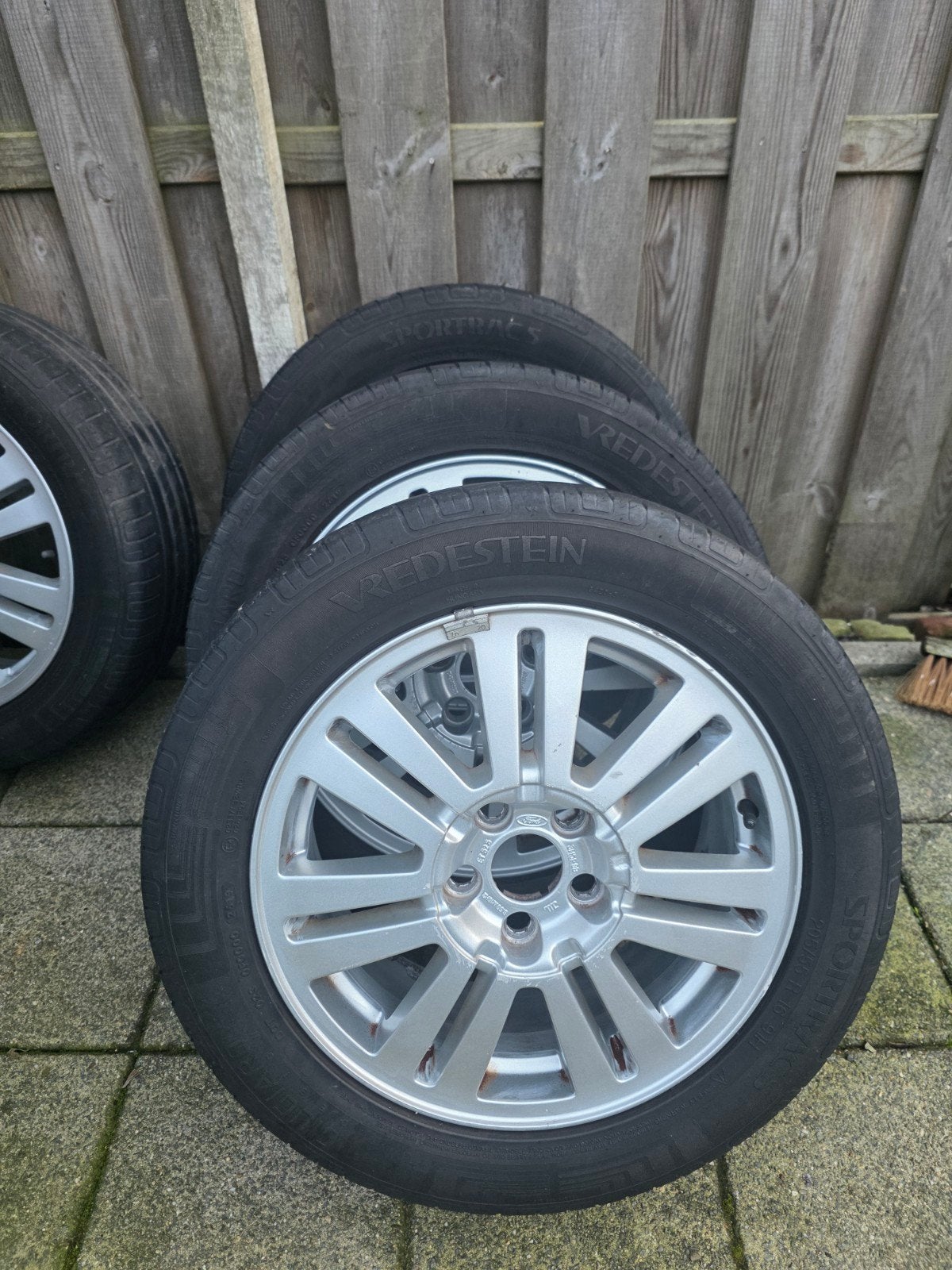 Ford velgen met banden 205/55 R16, Ophalen, Gebruikt