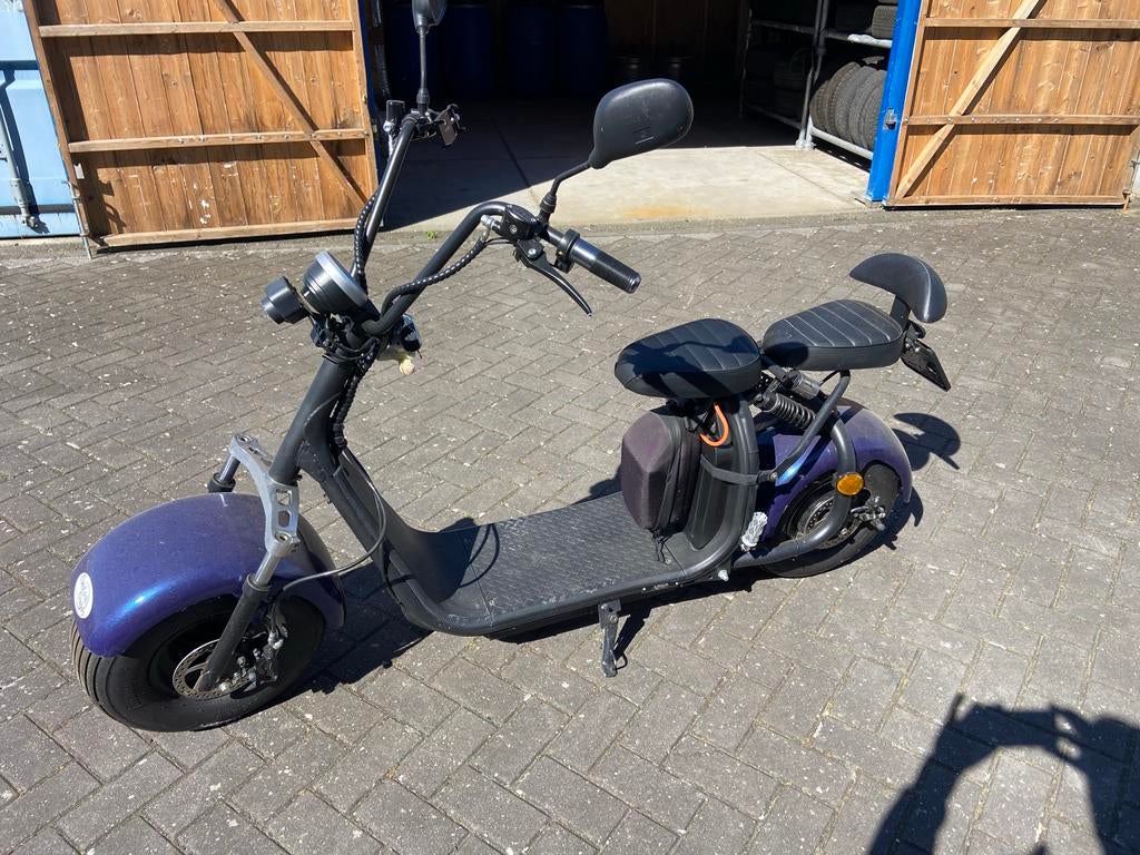 Elektrische Scooter - Comfortabel en Krachtig, Fietsen en Brommers, Snorfietsen en Snorscooters, Ophalen, Zo goed als nieuw, Elektrisch