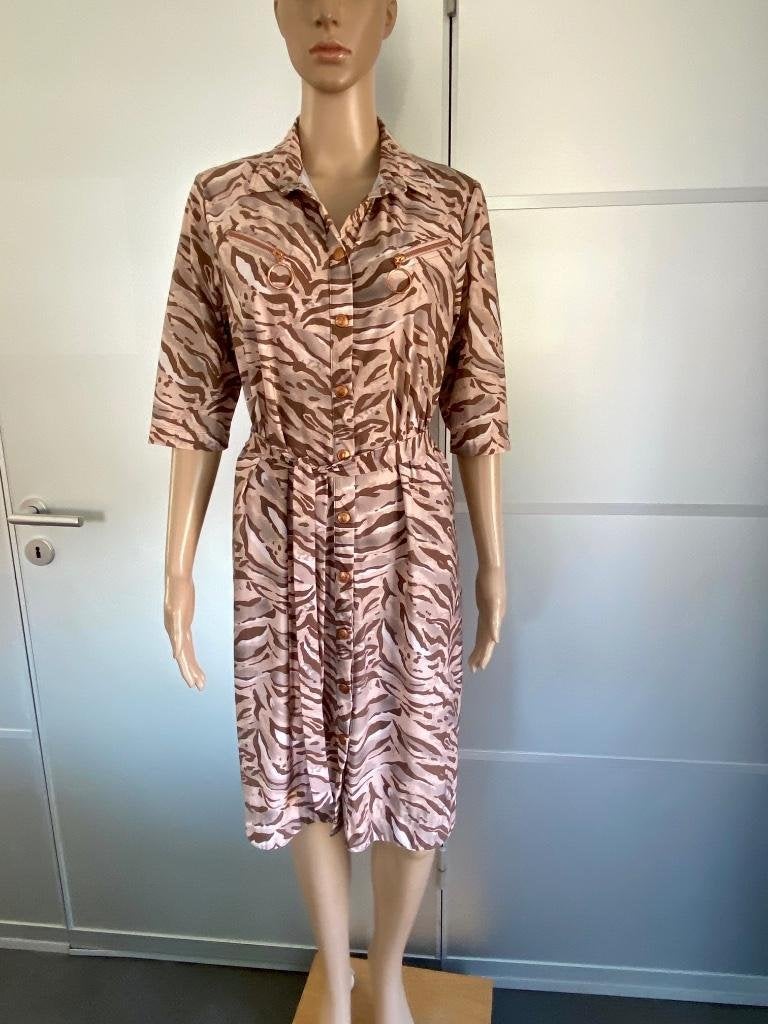 J328 Jane Lushka maat M=38/40 blouse-jurk travelstof bruin, Maat 38/40 (M), Bruin, Ophalen of Verzenden, Zo goed als nieuw