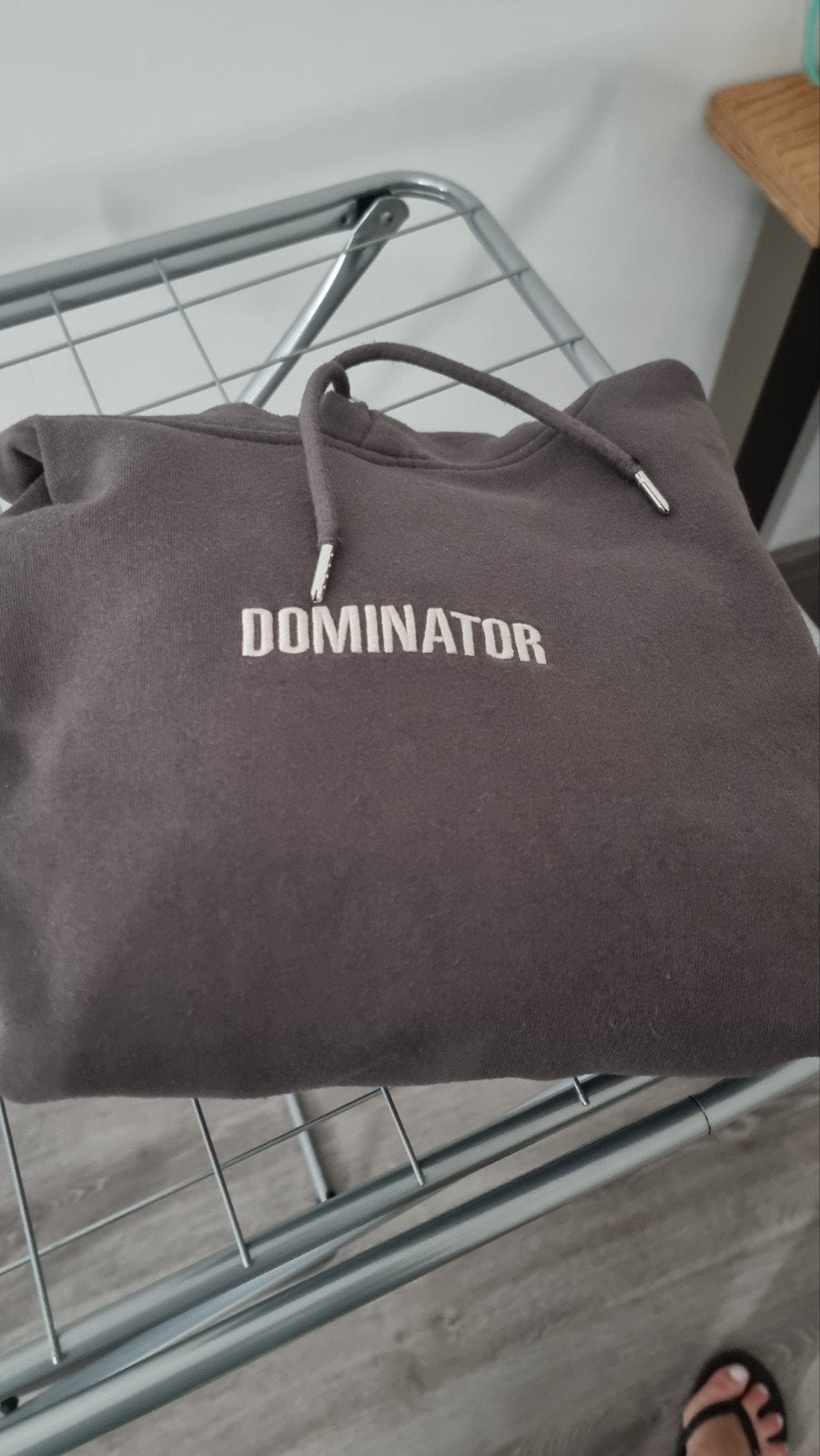 Hoody kort Dominator Large. Zelf vind ik het meer M, Ophalen of Verzenden, Zo goed als nieuw