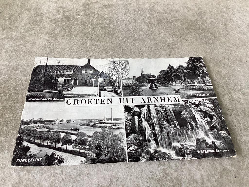 Arnhem.      Groeten uit 1960, Verzamelen, Ansichtkaarten | Nederland, Ophalen of Verzenden, 1940 tot 1960, Gelderland