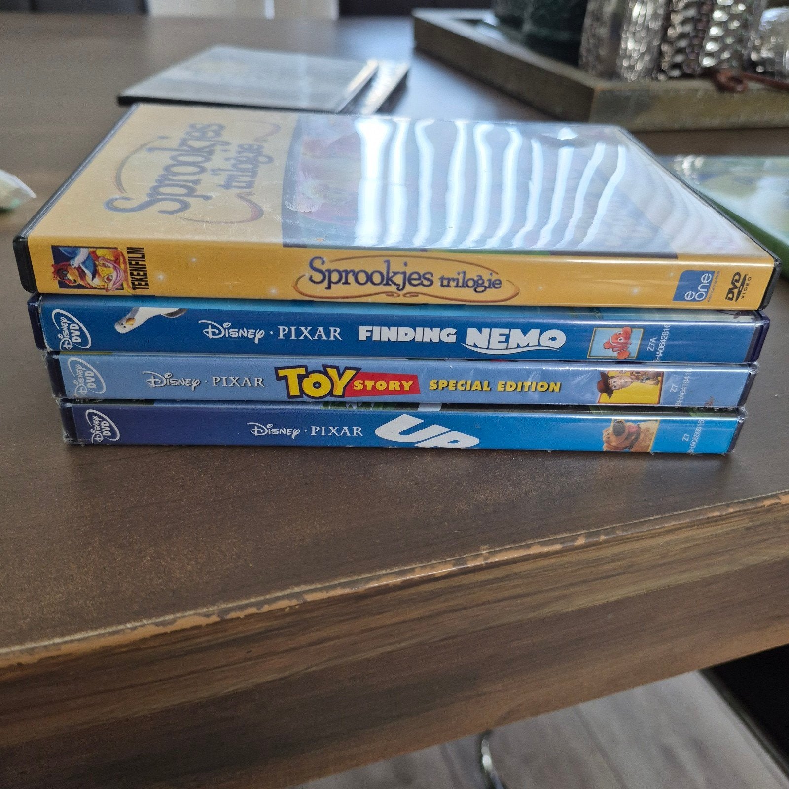 4 Disney Pixar DVD's, Animatie, Alle leeftijden, Ophalen of Verzenden, Zo goed als nieuw