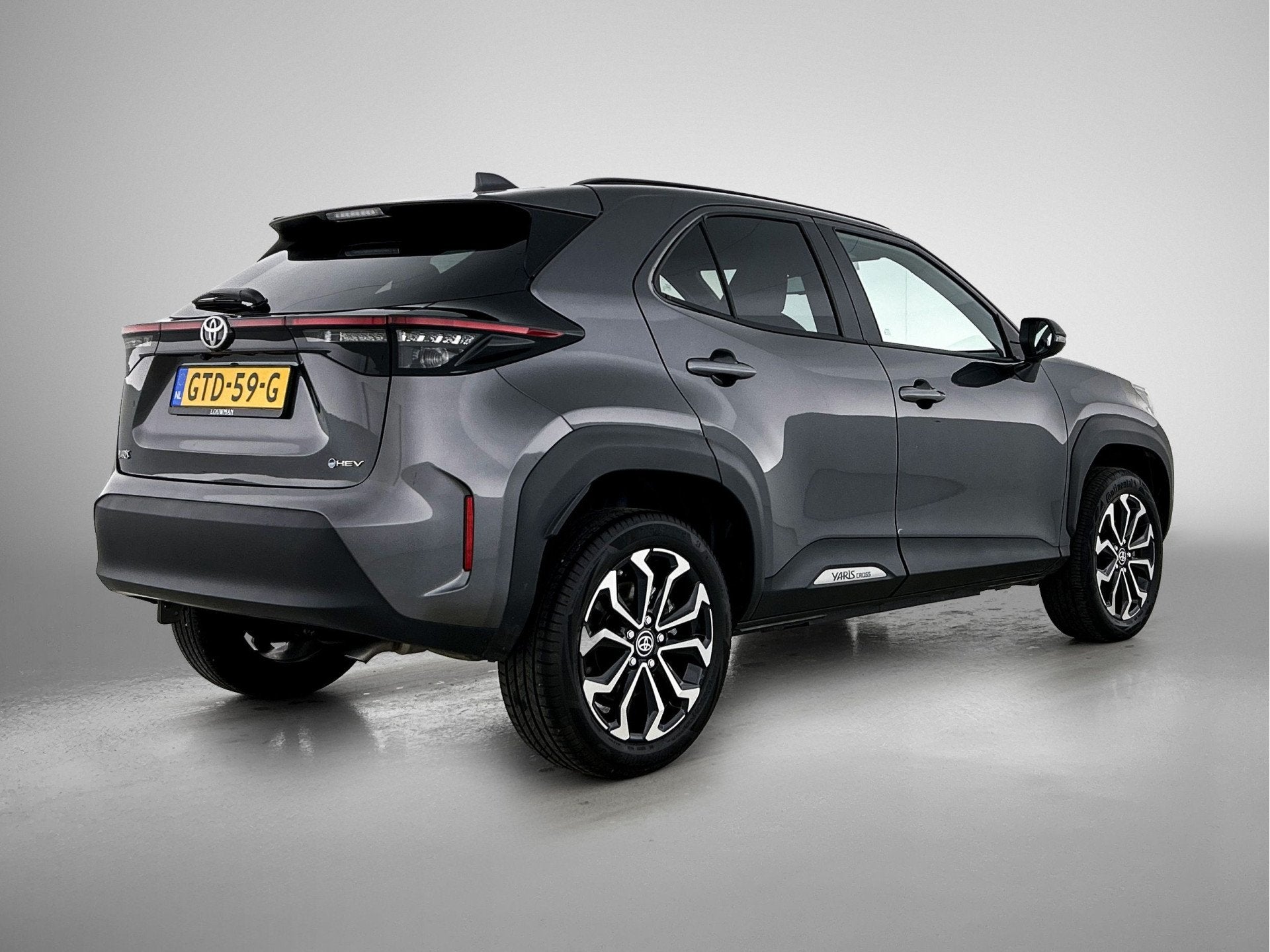 Toyota Yaris Cross 1.5 Hybrid 115 First Edition | BTW Voertu, 12 maanden, Stof, Gebruikt, 116 pk