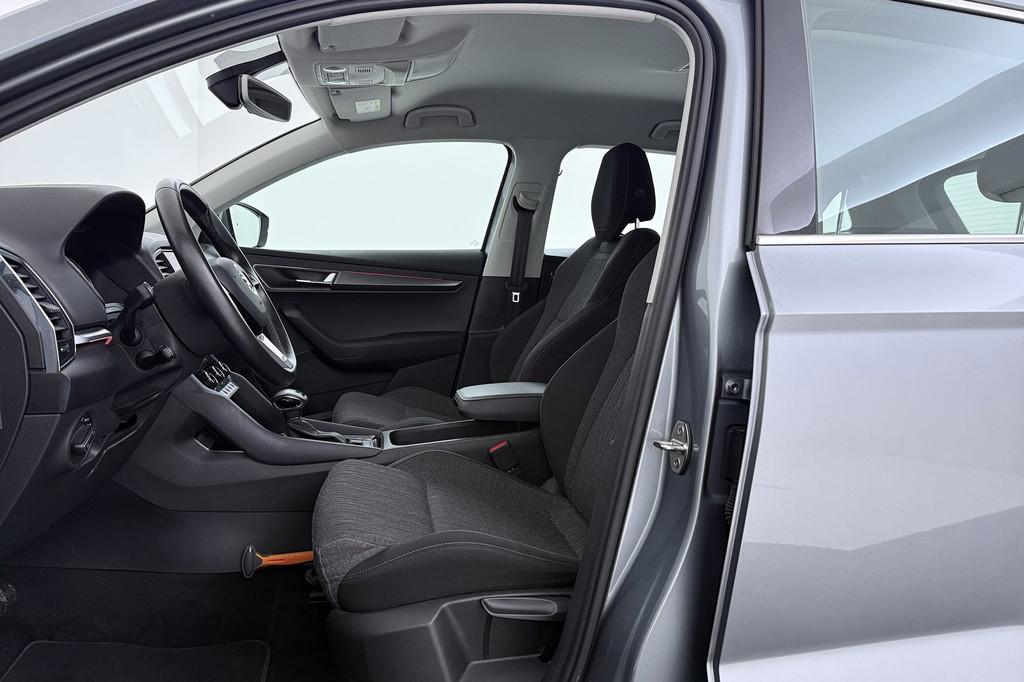 Skoda Karoq 1.5 TSI ACT Style | Uitklap Trekhaak | Org NL |, Stof, 4 cilinders, 150 pk, Bedrijf