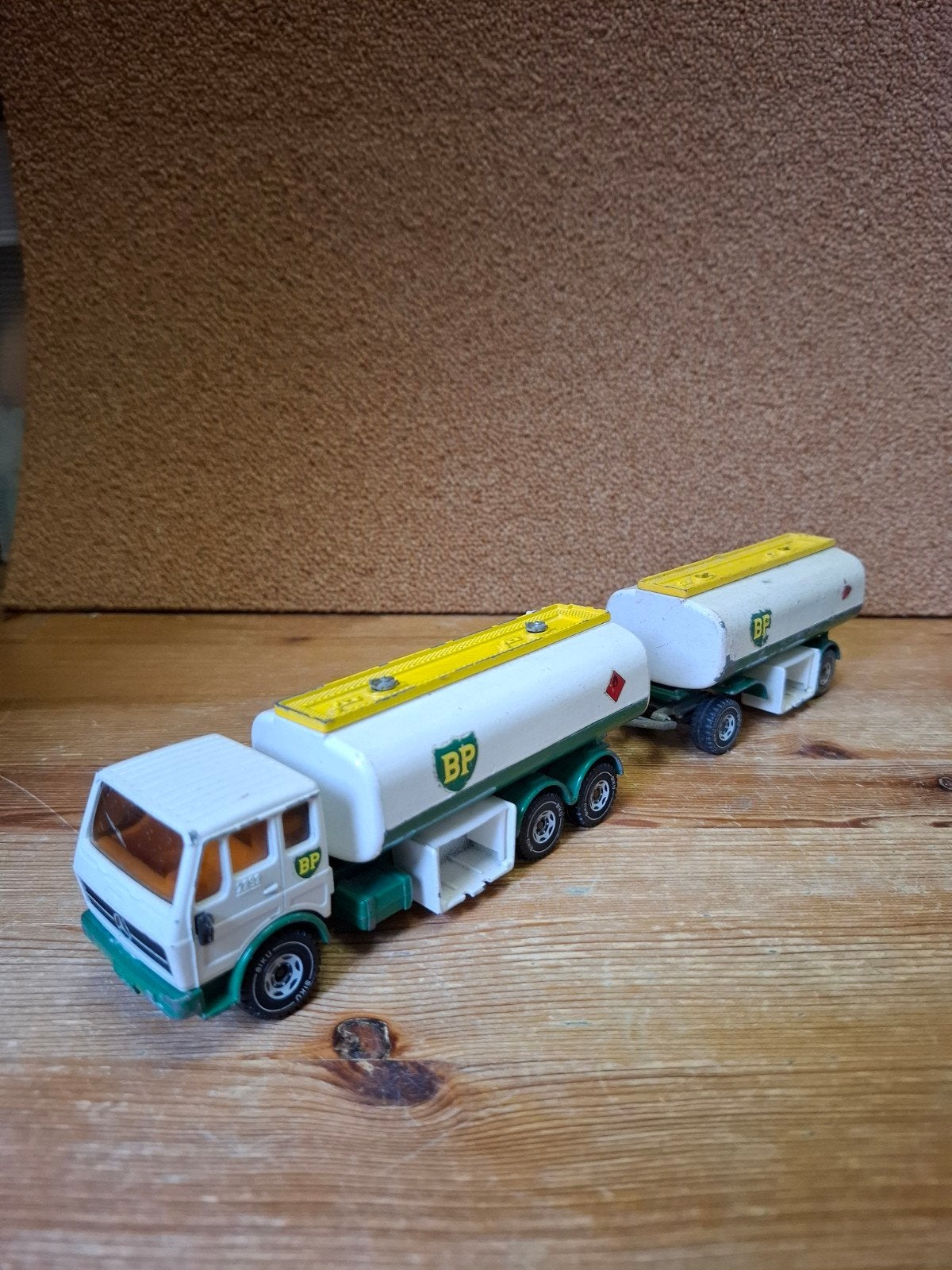 Siku Mercedes bp tankwagen met aanhanger, Hobby en Vrije tijd, Ophalen of Verzenden, Gebruikt, Bus of Vrachtwagen, SIKU