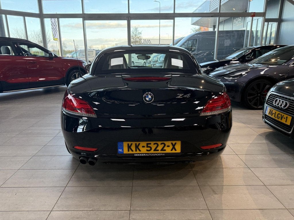 BMW Z4 Roadster sDrive23i 204PK Handgeschakeld Executive, Auto's, BMW, Euro 5, Gebruikt, Beige, 2497 cc