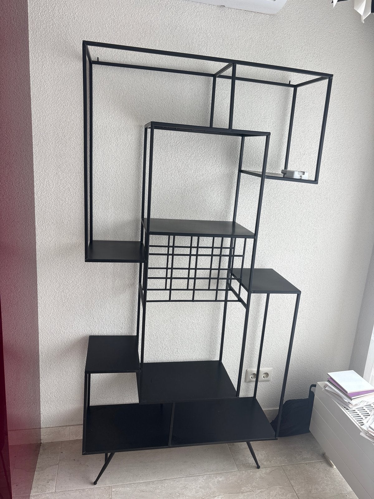 Moderne IJzeren Sierkast / Boekenkast - Zwart Design, Ophalen, Zo goed als nieuw