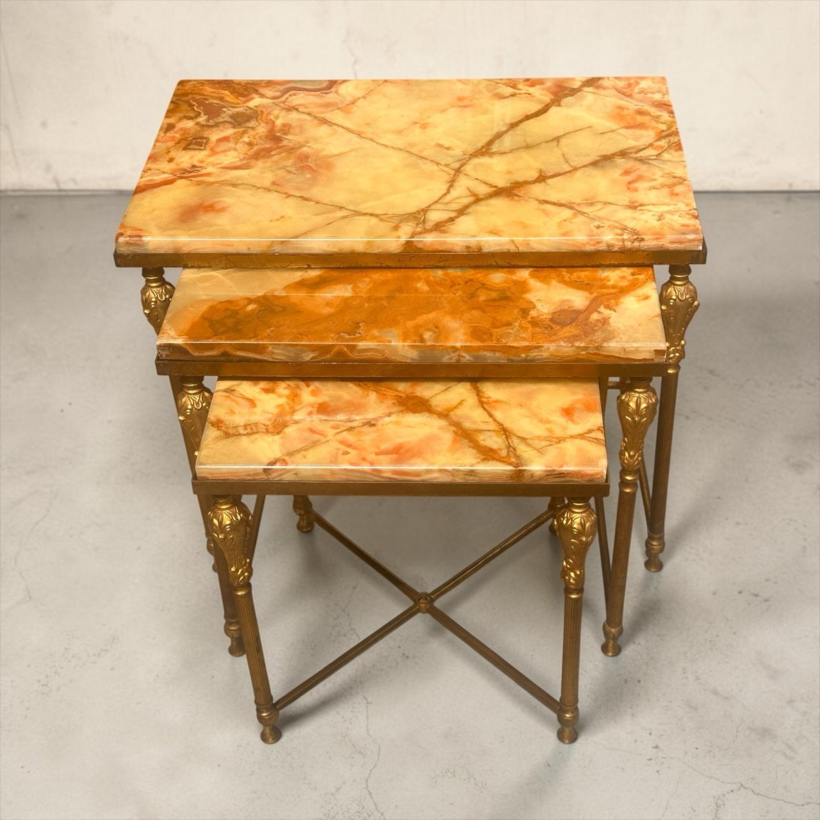 Set ;3 marmeren bijzettafels Maison Jansen, Overige materialen, Minder dan 55 cm, Gebruikt, Rechthoekig