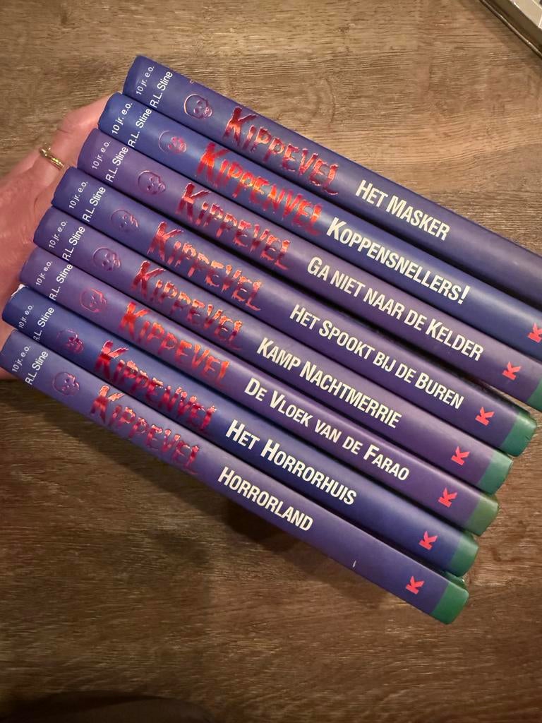 Kippenvel boeken - Complete set van 8 griezelverhalen, Boeken, Ophalen of Verzenden, Gelezen