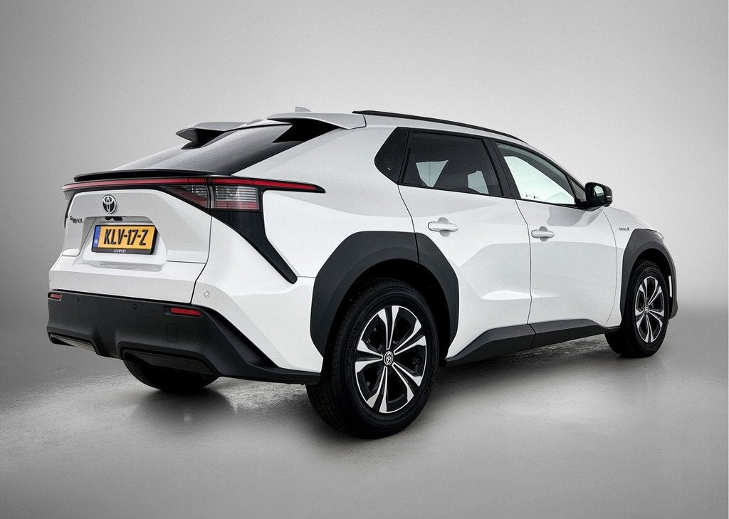 Toyota Bz4x Dynamic 73 kWh (bj 2023, automaat), Auto's, Toyota, 12 maanden, Gebruikt, Wit, 99 pk