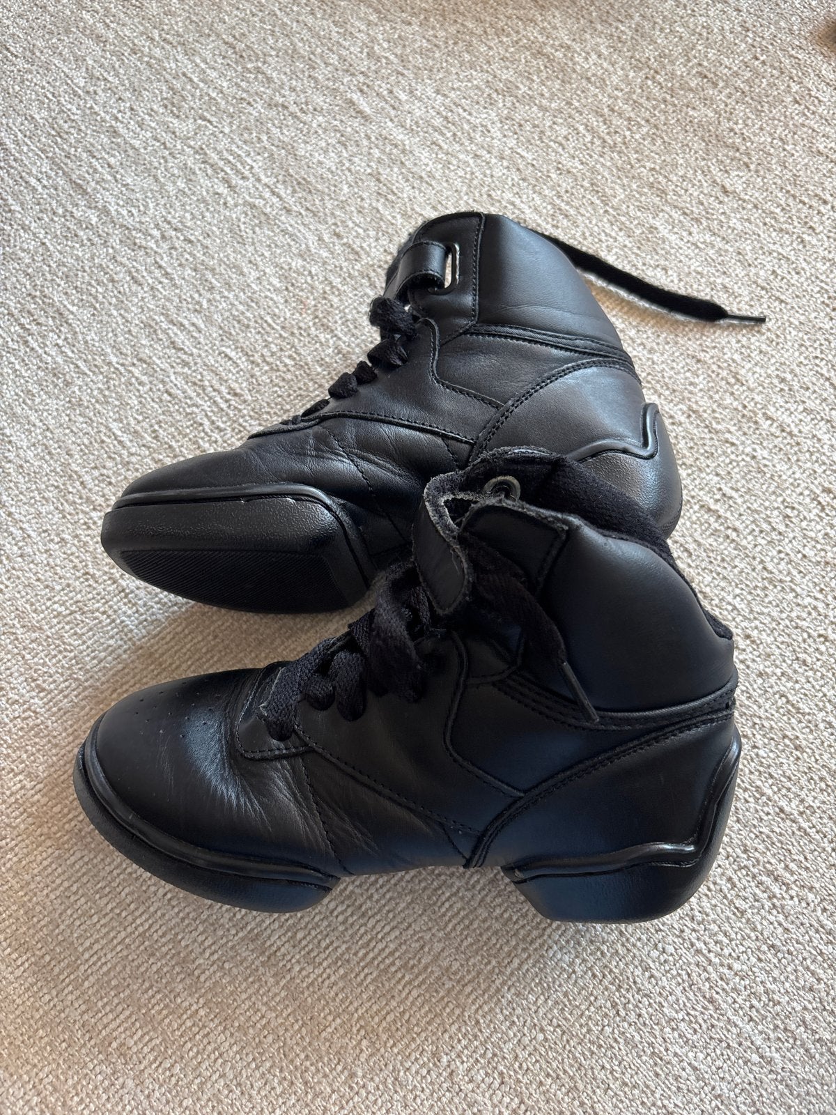 Papillon professionele danssneaker / jazzsneaker maat 34, Ophalen, Gebruikt, Schoenen