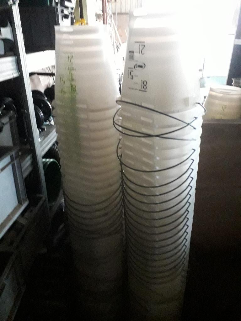 Speenemmer. Speen. Hiko. Drinkschaal. Voerschaal. Drinkbakje, Ophalen, D, D, D