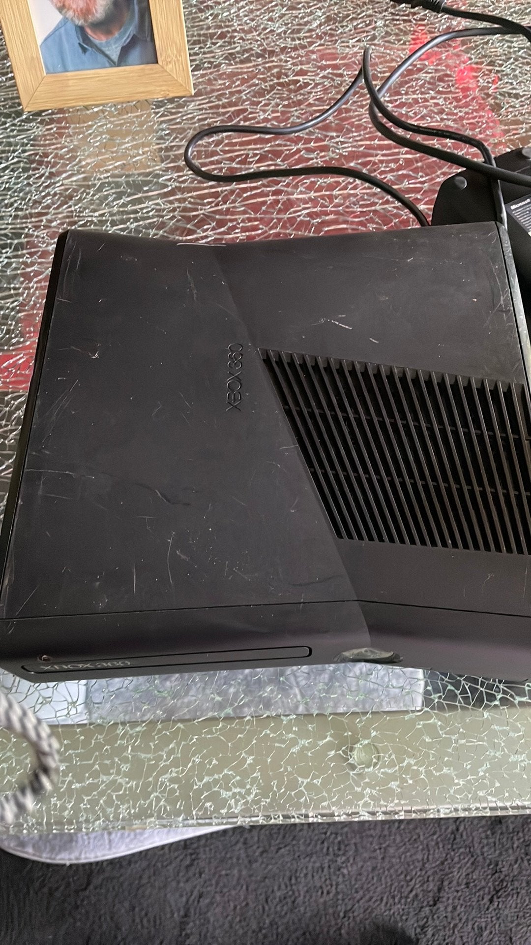 Xbox 360 S console - Zwart, Spelcomputers en Games, Spelcomputers | Xbox 360, Ophalen, Met 1 controller, 250 GB, Gebruikt