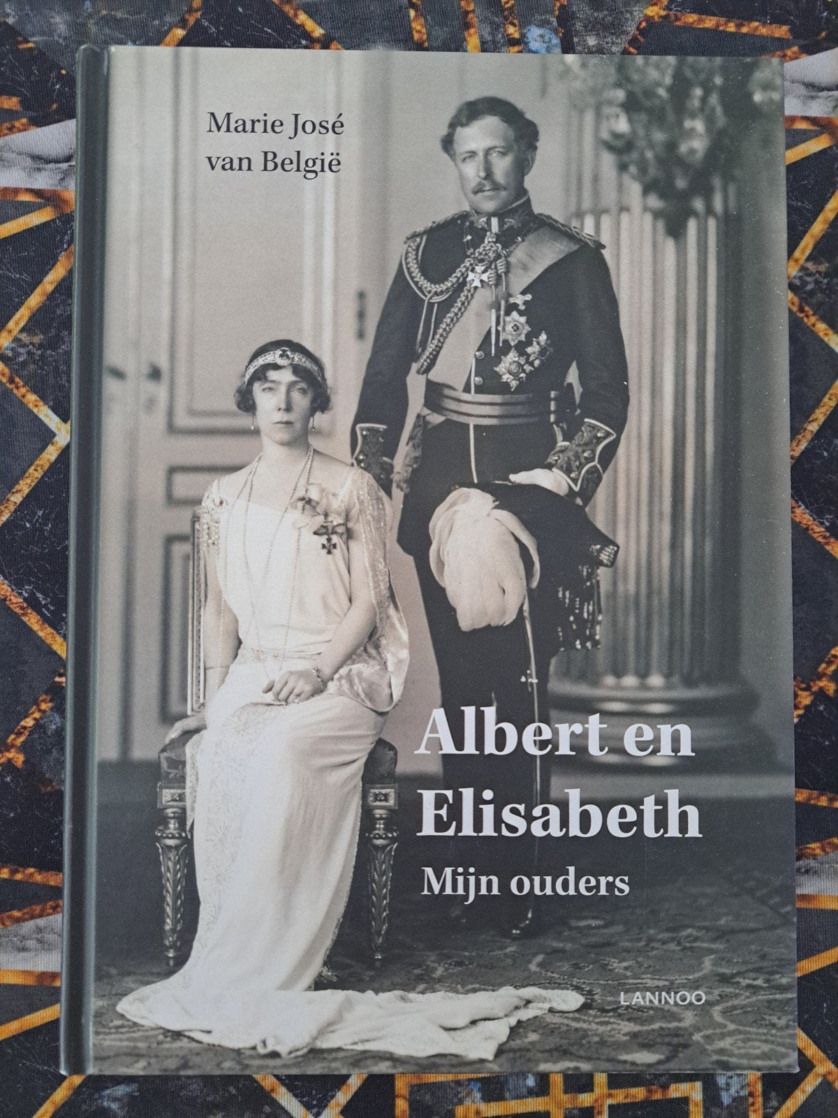 Marie José van België - Albert en Elisabeth: Mijn ouders, Boeken, Ophalen of Verzenden, Zo goed als nieuw, Marie José van België