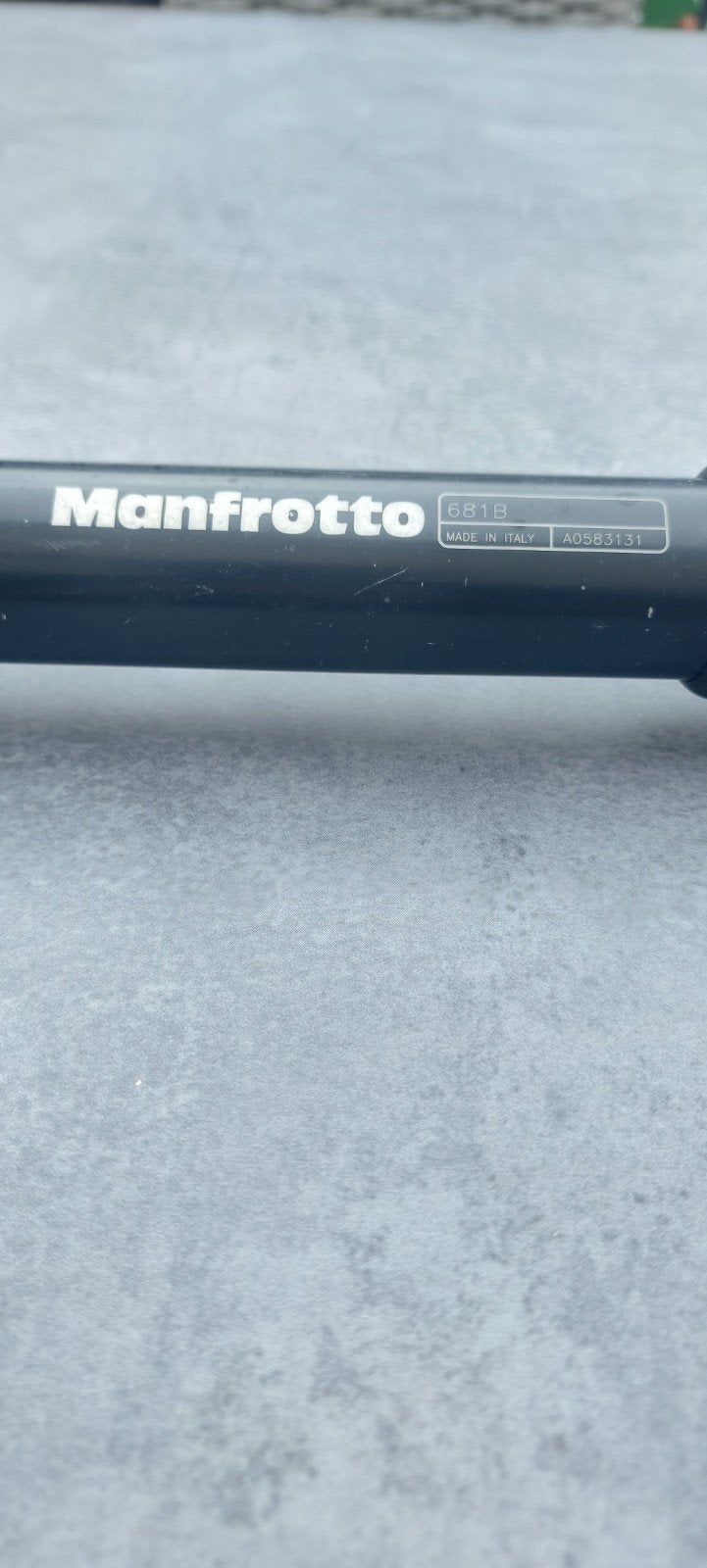 Manfrotto 681B Eenpoot Statief - Stevig en Betrouwbaar, Audio, Tv en Foto, Fotografie | Statieven en Balhoofden, Gebruikt, Monopod functie