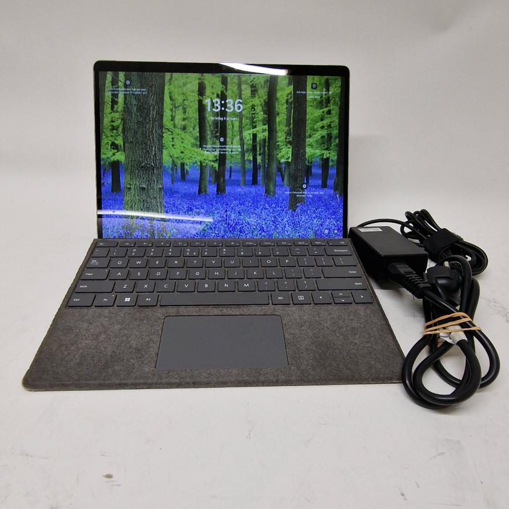 Microsoft Surface Pro 8 - i7 - 16Gb-512Gb | Nette staat, Computers en Software, Windows Laptops, Zo goed als nieuw
