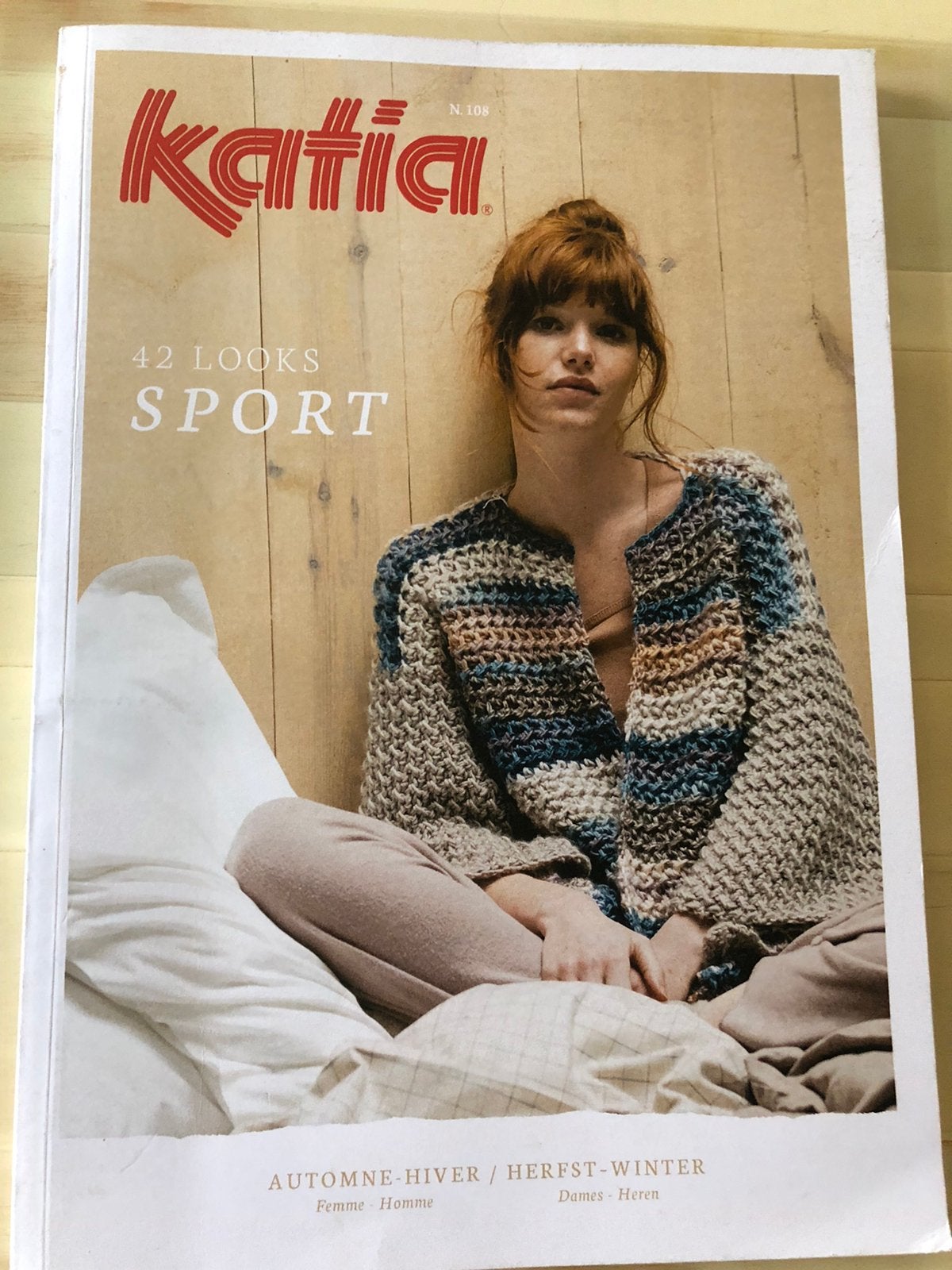 Katia 42 Looks Sport, Ophalen of Verzenden, Zo goed als nieuw, Breien of Haken, Wol of Garen