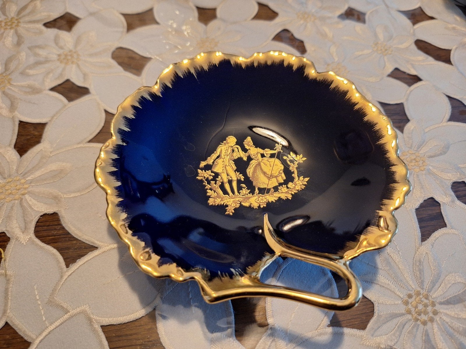 Oude Limoges Porseleinen Schaaltje., Ophalen of Verzenden