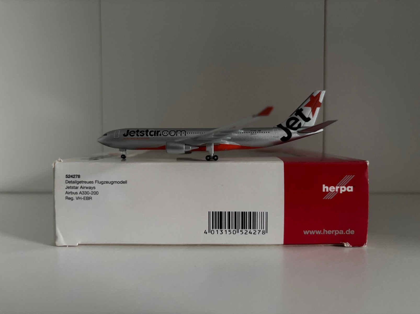 Herpa 524278 Jetstar Airways Airbus A330-200 1:500, Ophalen of Verzenden, Zo goed als nieuw