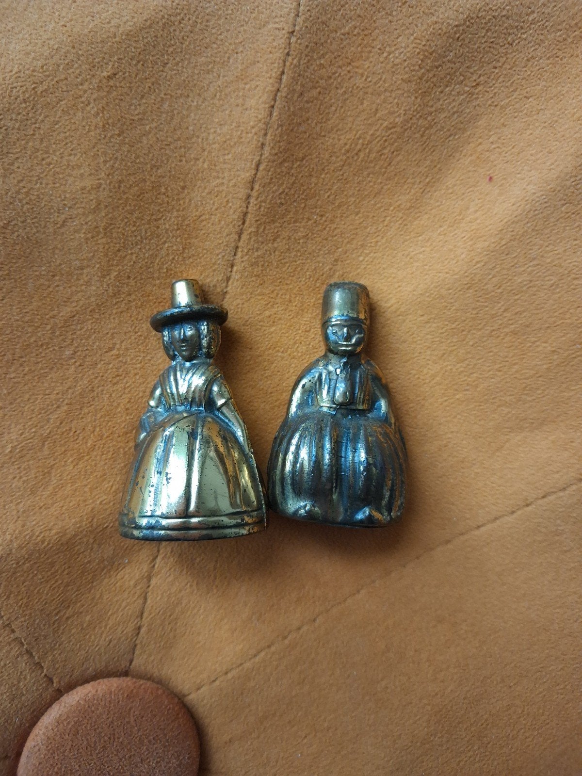 2 Vintage Messing Tafelbelletjes in Klederdracht 5 cm, Ophalen of Verzenden